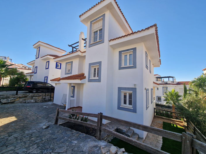 Image No.14-5 Bed Villa for sale