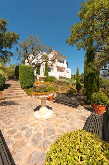 Image No.22-2 Bed Apartment for sale