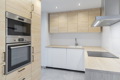 10-bb915d1cb19341576dcdc994b81ab9c5