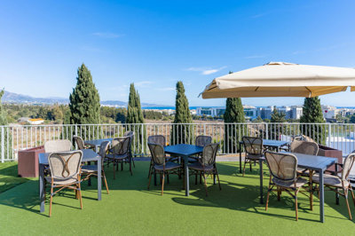 12-53013098fcab6c38b1379cd33298e050