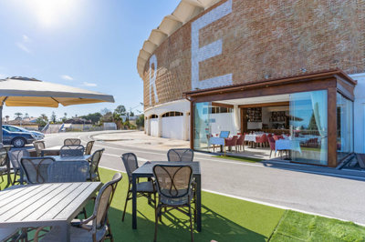 13-5fd73dea700db77384c091ca9818b1a9