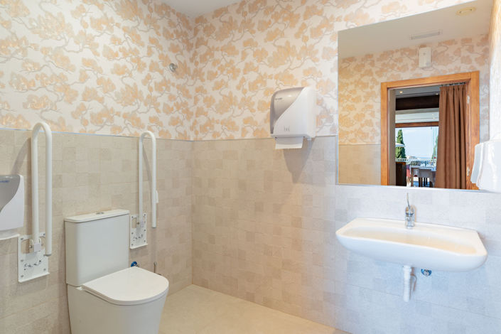 Image No.19-Restaurant for sale