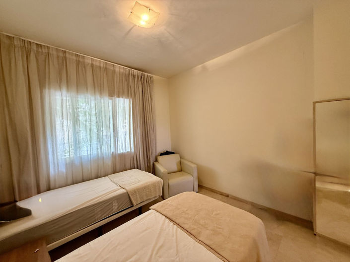 Image No.20-2 Bed Apartment for sale