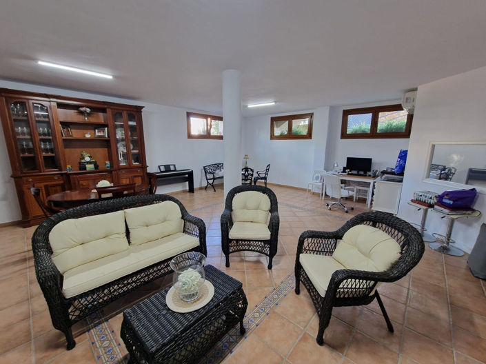 Image No.22-5 Bed Villa for sale