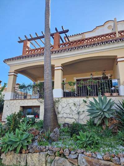 Image No.35-5 Bed Villa for sale