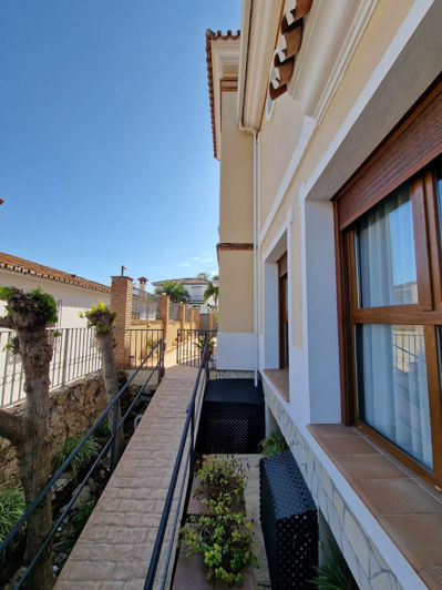 Image No.41-5 Bed Villa for sale