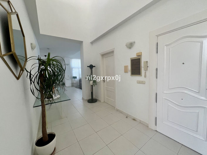 Image No.3-3 Bed Villa for sale