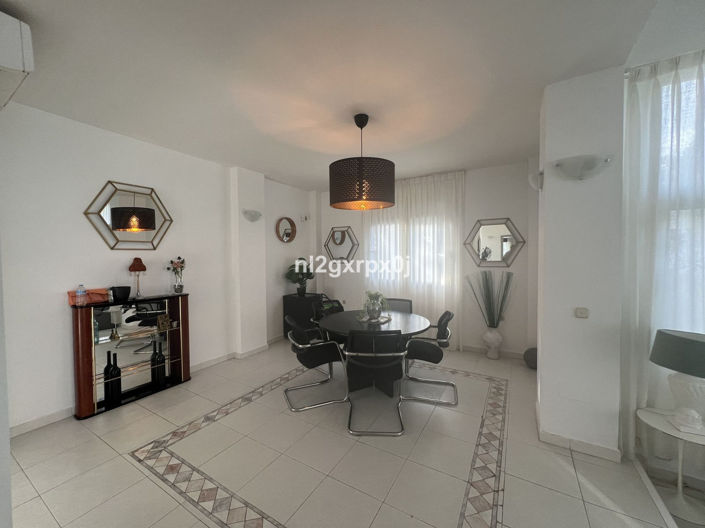 Image No.7-Villa de 3 chambres à vendre à Marbella