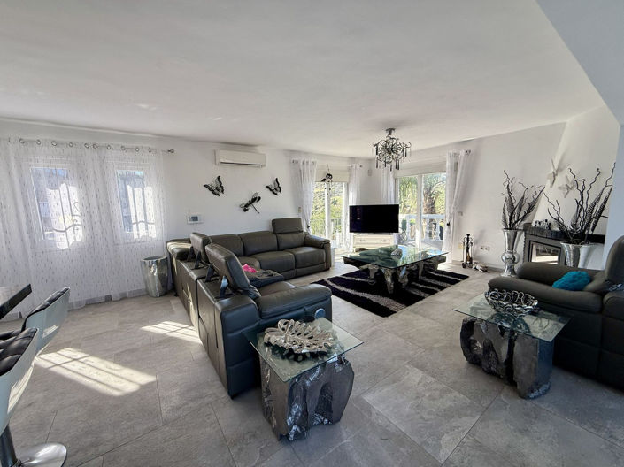 Image No.11-4 Bed Villa for sale