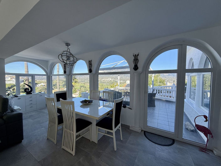 Image No.15-4 Bed Villa for sale