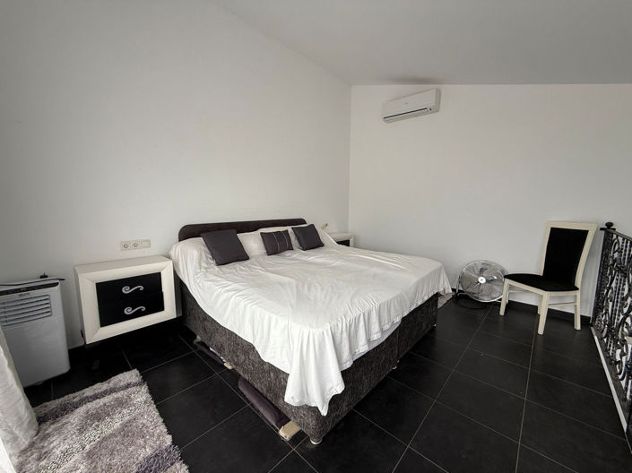 Image No.22-4 Bed Villa for sale