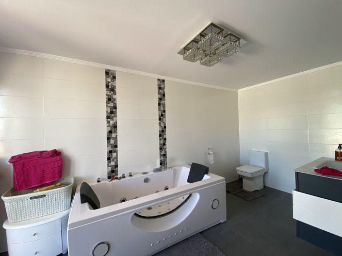 Image No.26-4 Bed Villa for sale