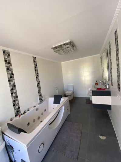 Image No.27-4 Bed Villa for sale