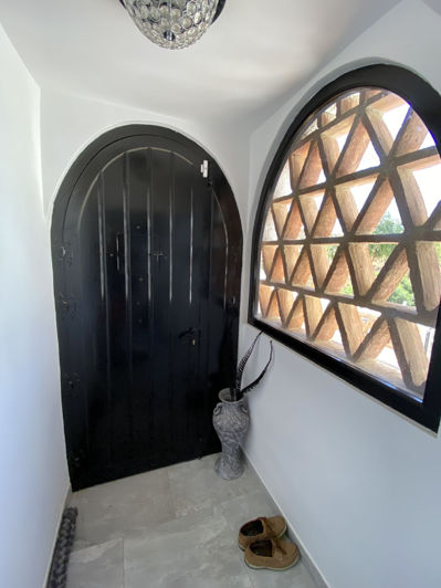 Image No.4-4 Bed Villa for sale