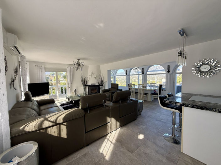 Image No.8-4 Bed Villa for sale