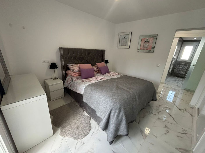 Image No.14-1 Bed Apartment for sale