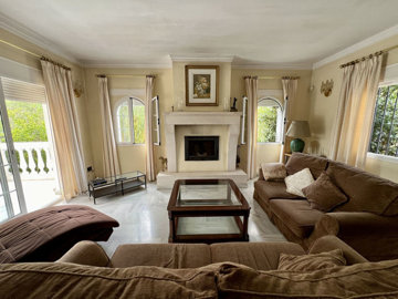 11-20939a0134ad724a8cb2a801094d15a4