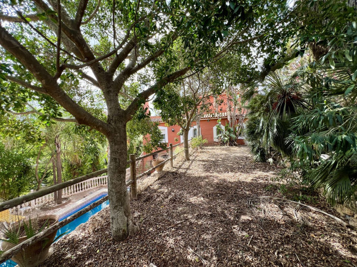 Image No.42-8 Bed Villa for sale