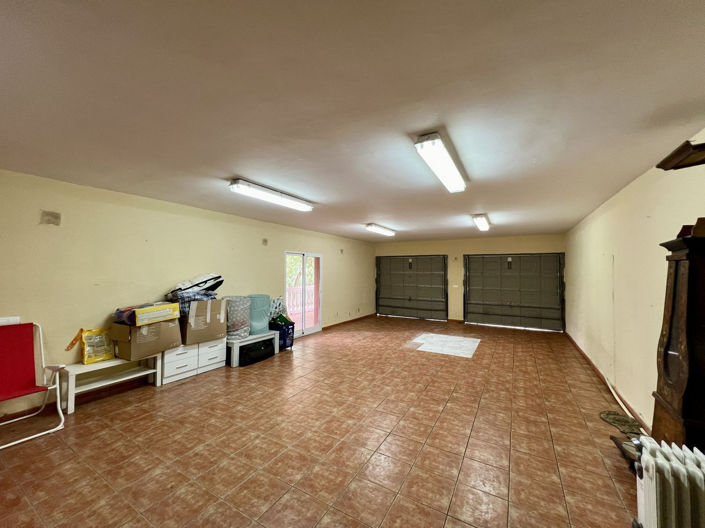 Image No.43-8 Bed Villa for sale