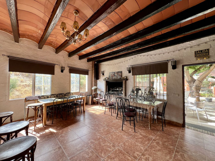 Image No.45-8 Bed Villa for sale