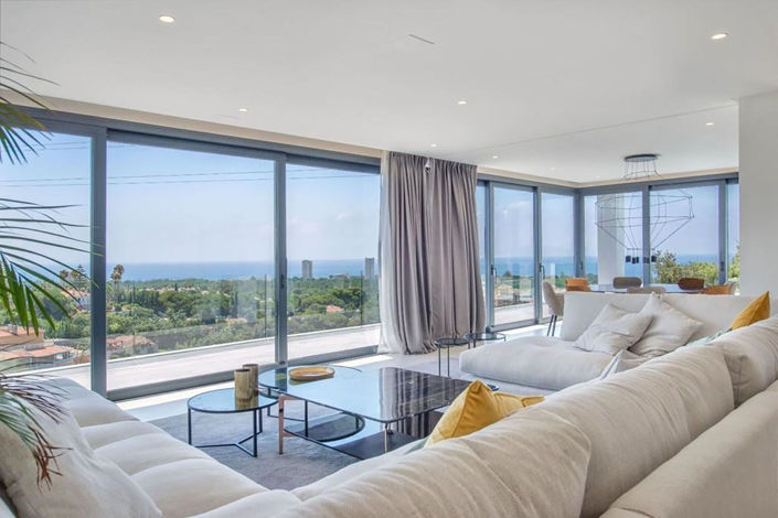 Image No.2-7 Bed Villa for sale