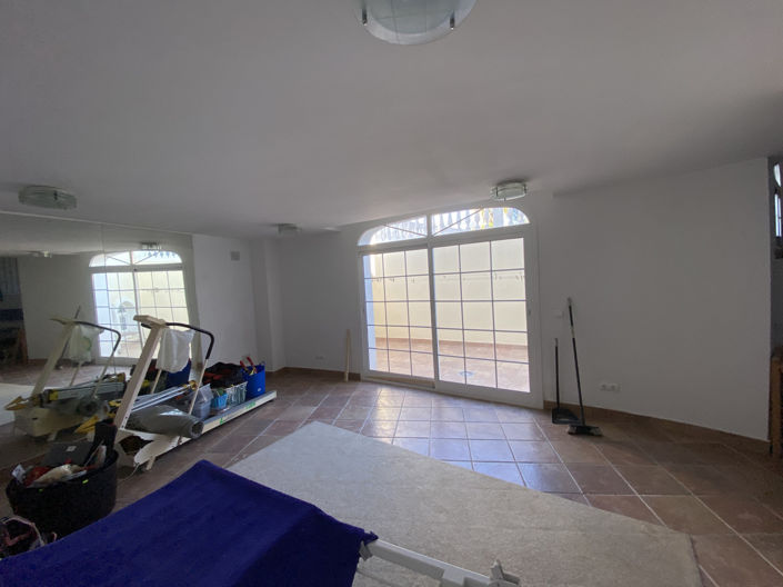 Image No.47-5 Bed Villa for sale