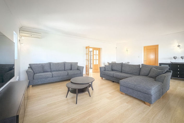 Image No.12-4 Bed Villa for sale