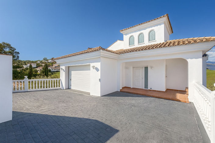Image No.3-Villa de 4 chambres à vendre à Mijas