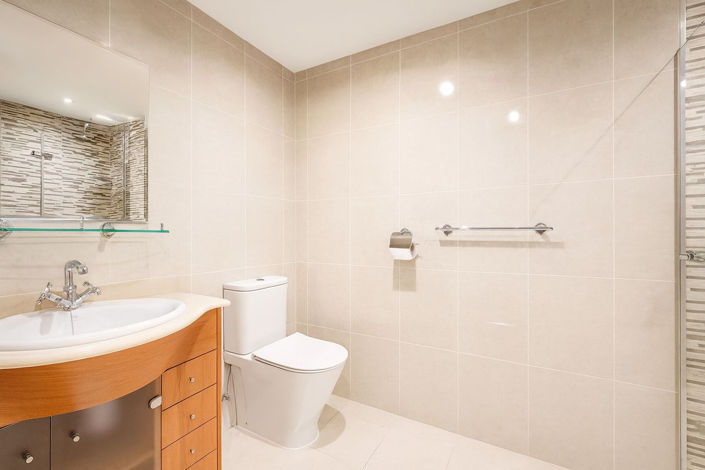 Image No.38-4 Bed Villa for sale