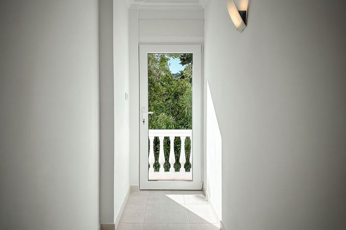 Image No.45-4 Bed Villa for sale