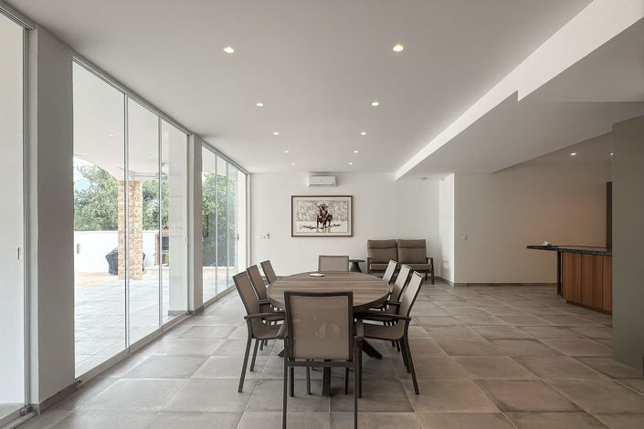 Image No.48-4 Bed Villa for sale