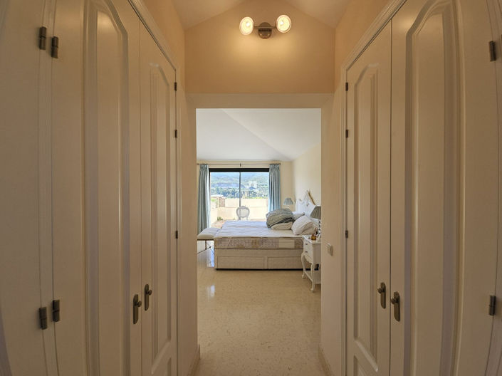 Image No.16-3 Bed Apartment for sale