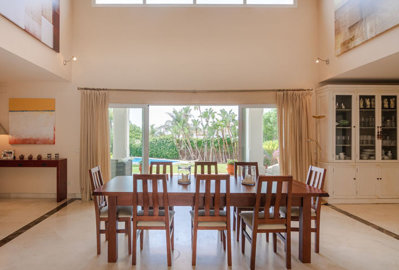 10-bb915d1cb19341576dcdc994b81ab9c5