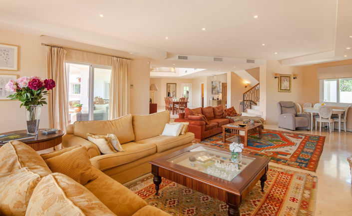 Image No.7-6 Bed Villa for sale