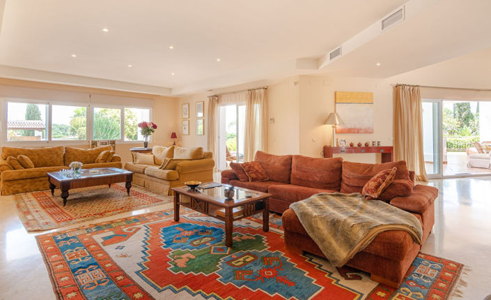 Image No.8-6 Bed Villa for sale