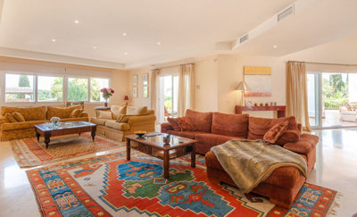 8-e64a9055bba3e77ac8aca3b893cdf826