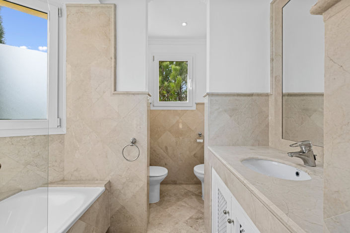 Image No.22-3 Bed Penthouse for sale