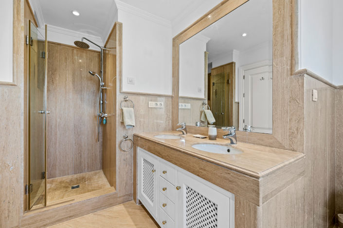 Image No.28-3 Bed Penthouse for sale