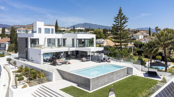 Image No.2-Villa de 6 chambres à vendre à El Paraiso