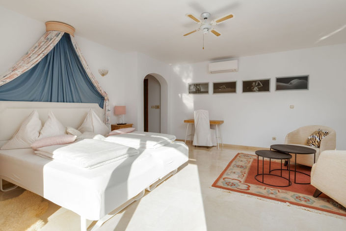 Image No.19-5 Bed Villa for sale