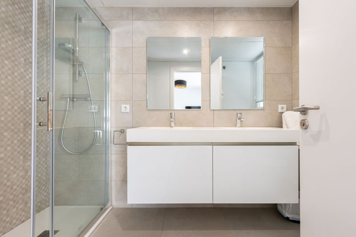 Image No.23-3 Bed Apartment for sale