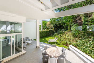 9-467d0cee5b725f3ef65f102a0c2e69c0