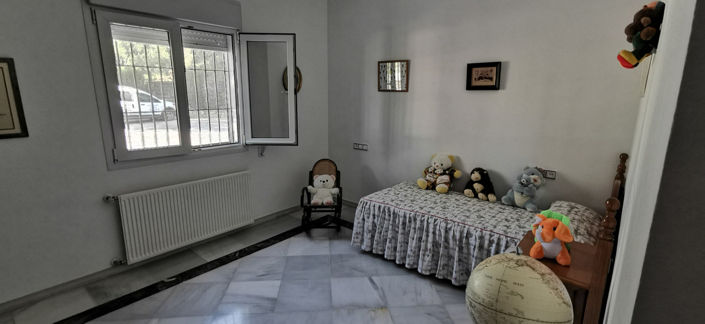 Image No.28-5 Bed Villa for sale