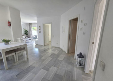 12-53013098fcab6c38b1379cd33298e050