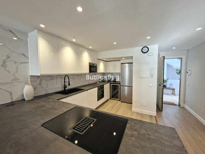 Image No.18-3 Bed Apartment for sale