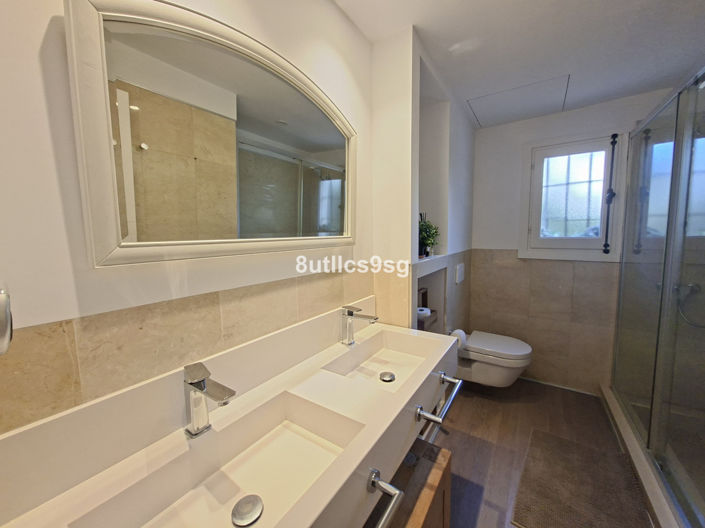 Image No.34-3 Bed Apartment for sale