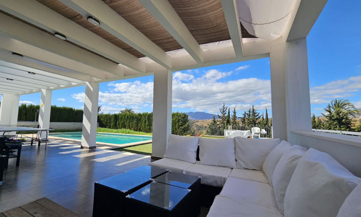 Image No.18-8 Bed Villa for sale