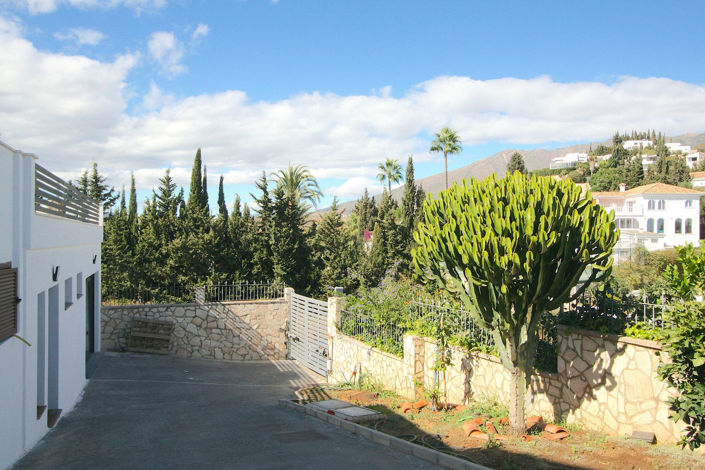 Image No.37-8 Bed Villa for sale