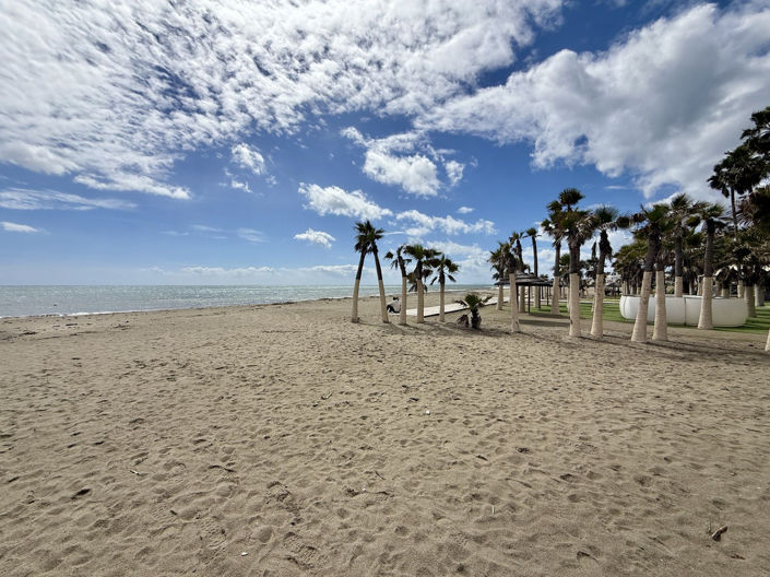 Image No.24-3 Bed Apartment for sale