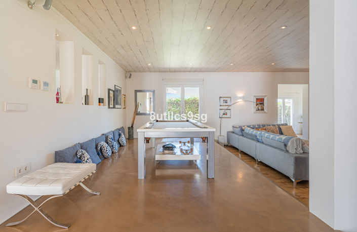 Image No.8-5 Bed Villa for sale